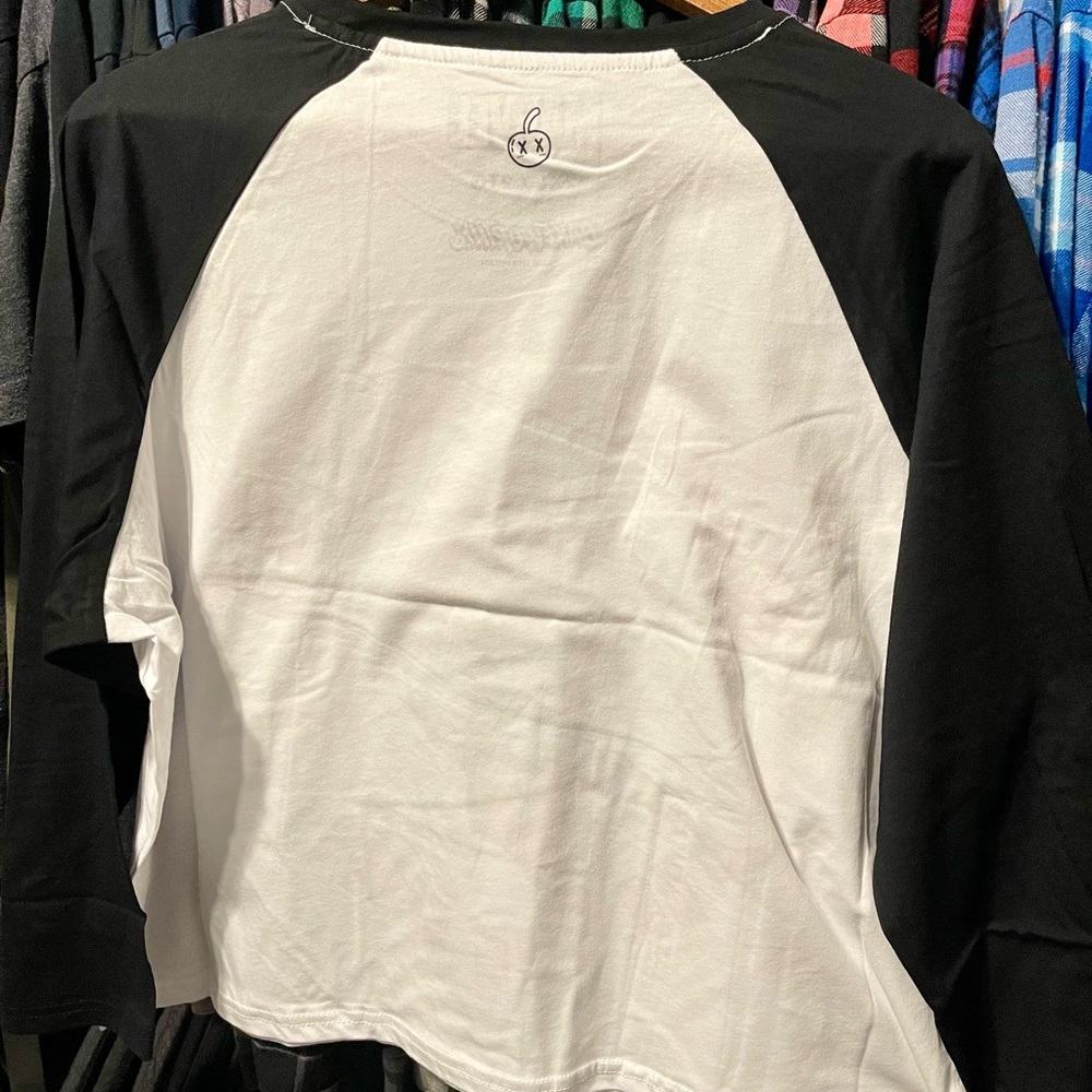 Cakeworthy Marvel Spider-Man Crop Raglan shirt - Picture 3 of 5